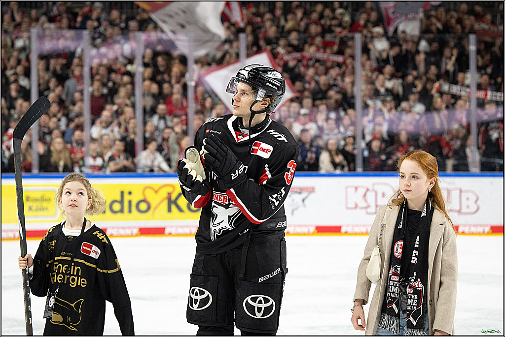 PENNY DEL; Koelner Haie-Duesseldorfer EG ; Koeln, 16.02.2025